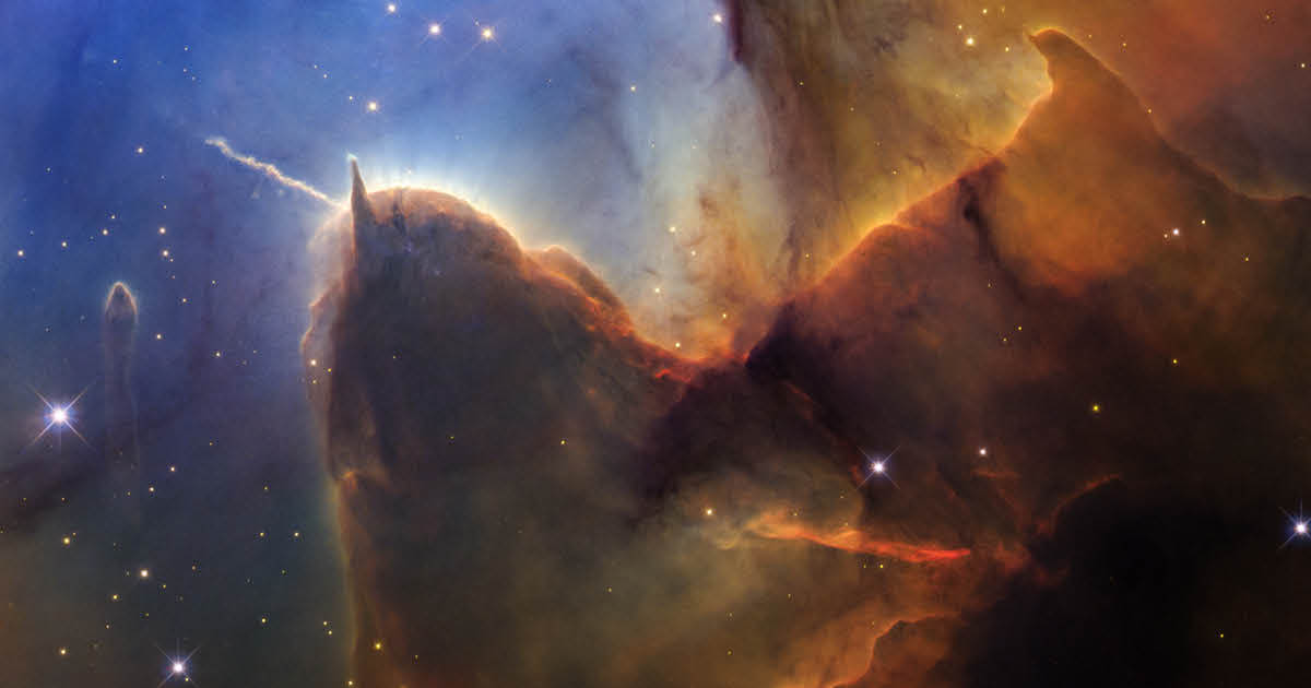 Hubble Marks 36th Anniversary with Image of Trifid Nebula