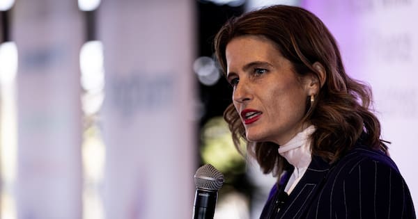Willis regrets saying those in social housing had ‘won the lotto’