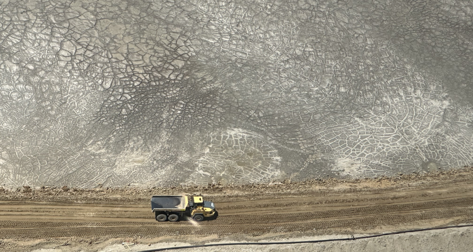 Jones urges mining bosses to apply for fast-track before election