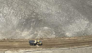 Jones urges mining bosses to apply for fast-track before election