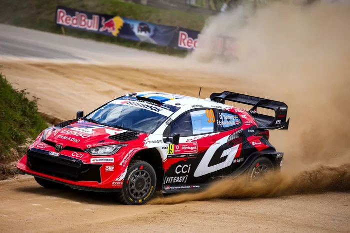 Oliver Solberg, Elliott Edmondson, Toyota Gazoo Racing WRT Toyota GR Yaris Rally1