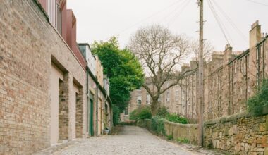 Pend transforms overlooked infill site into mews homes