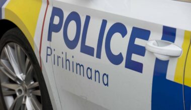 Threat to kill follows suspended driver's failed escape: police