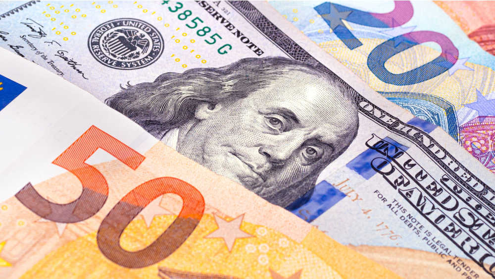 Dollar and euro notes.