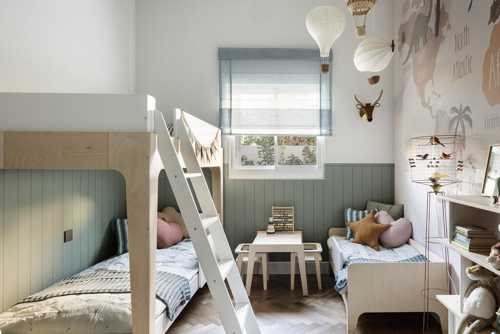 Villa in the town in Shephelah, architecture and interior design: Sarah and Nirit Frankel (Photo: Itay Banit) וילה במושב בשפלה, אדריכלות ועיצוב פנים: שרה ונירית פרנקל