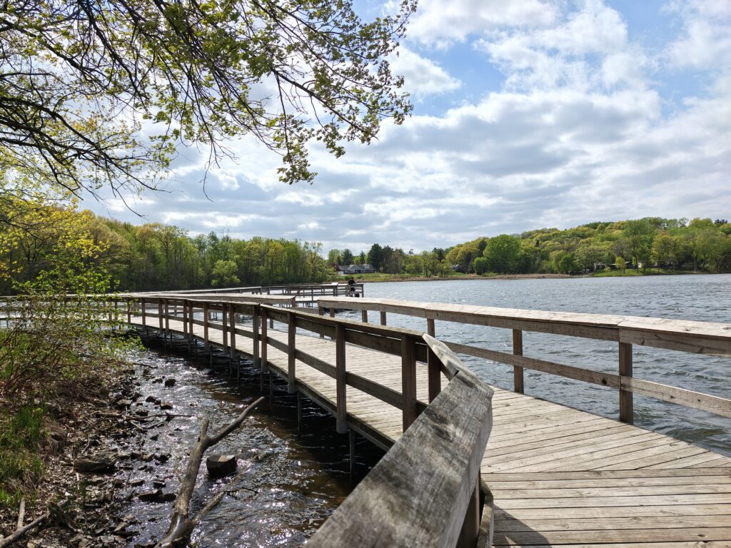 Fishing dock