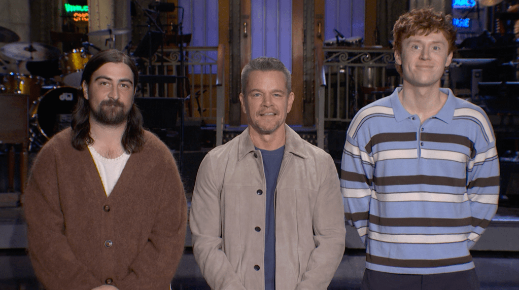 'SNL' Promo: Matt Damon Likes Apples
