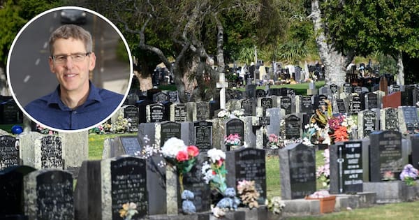 'Vicious cycle' driving Tauranga families to Waikato for cheaper cremations