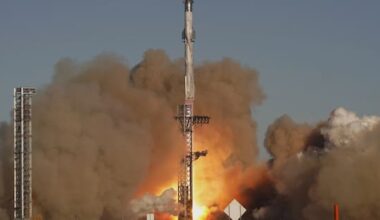 SpaceX unveils what could be biggest-ever initial public offering