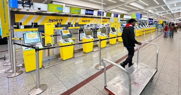 One of America's largest budget airlines shuts down, all flights cancelled