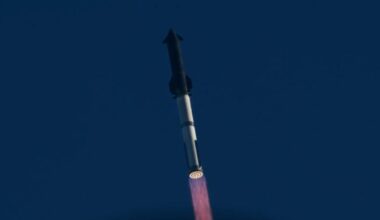 The Super Heavy booster, which fell into the Gulf of Mexico, causing airline delays.