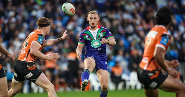 Warriors hold on to breakout star Tanah Boyd for another three years