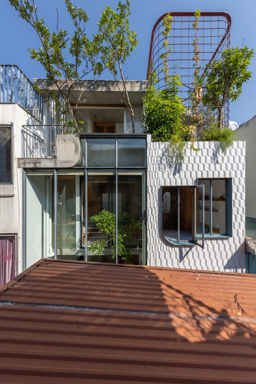 TH+ House in Vietnam by ODDO Architects