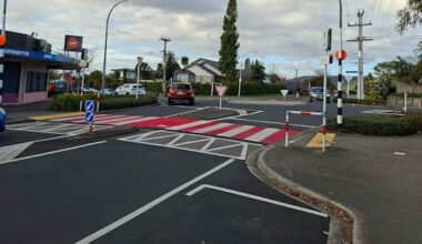 'Accident waiting to happen': Principal demands action over crossing