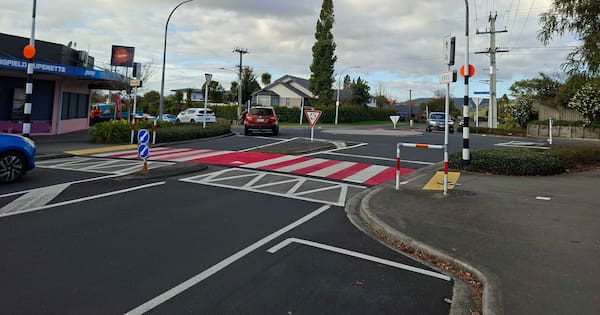 'Accident waiting to happen': Principal demands action over crossing