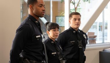 Rookie North Jay Ellis crossovers