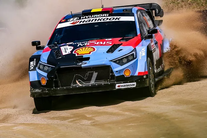Thierry Neuville, Martijn Wydaeghe, Hyundai Shell Mobis World Rally Team Hyundai i20 N Rally1