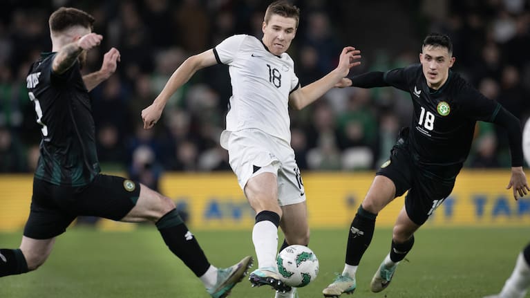 Tyler Bindon (centre) in action for the All Whites against the Republic of Ireland in 2023.