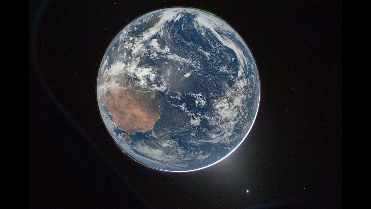 See Artemis 2's amazing views of Earth in timelapse video taken from 12,000-photo drop
