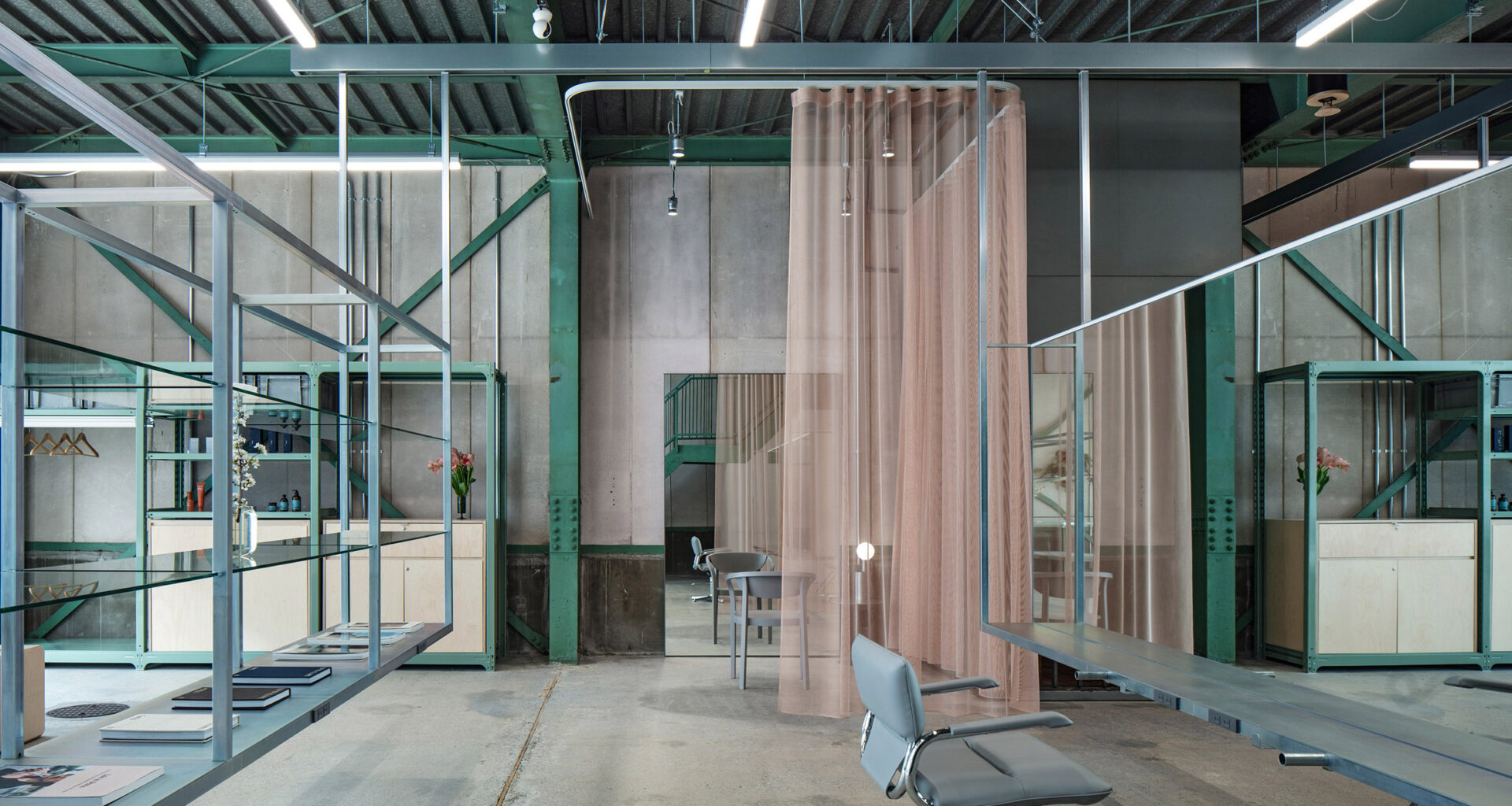 Unravel hair salon by Atelier Write