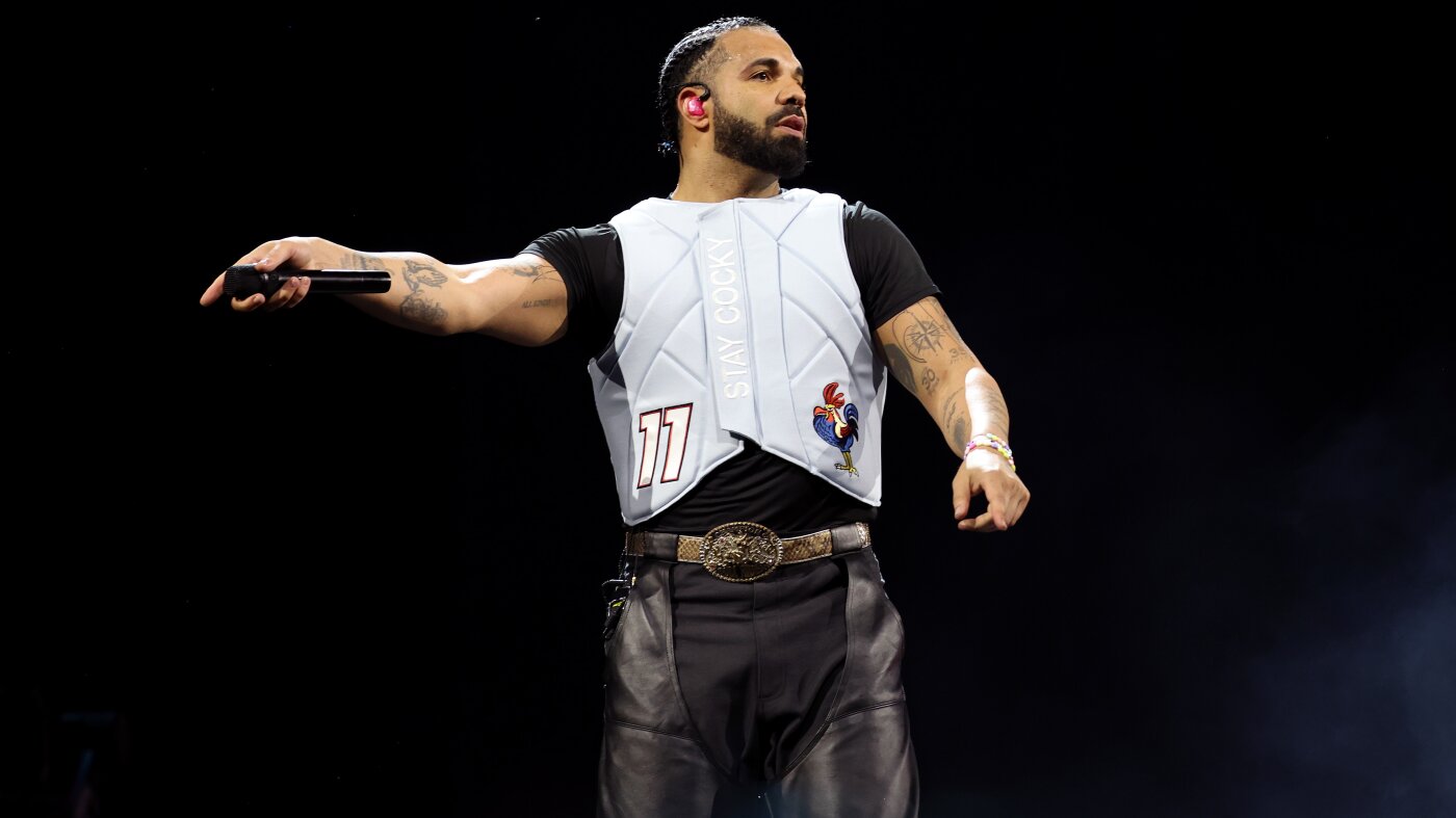 Drake tops the charts, sets records and sweeps away the oldies : NPR