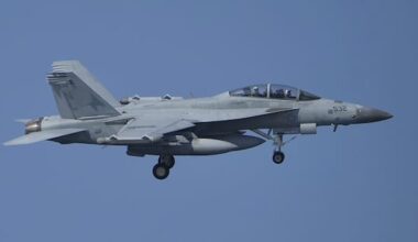 Four crew members eject safely after crash during air show in Idaho