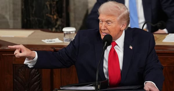 Pushed to limit, Republicans show rare defiance to Trump demands