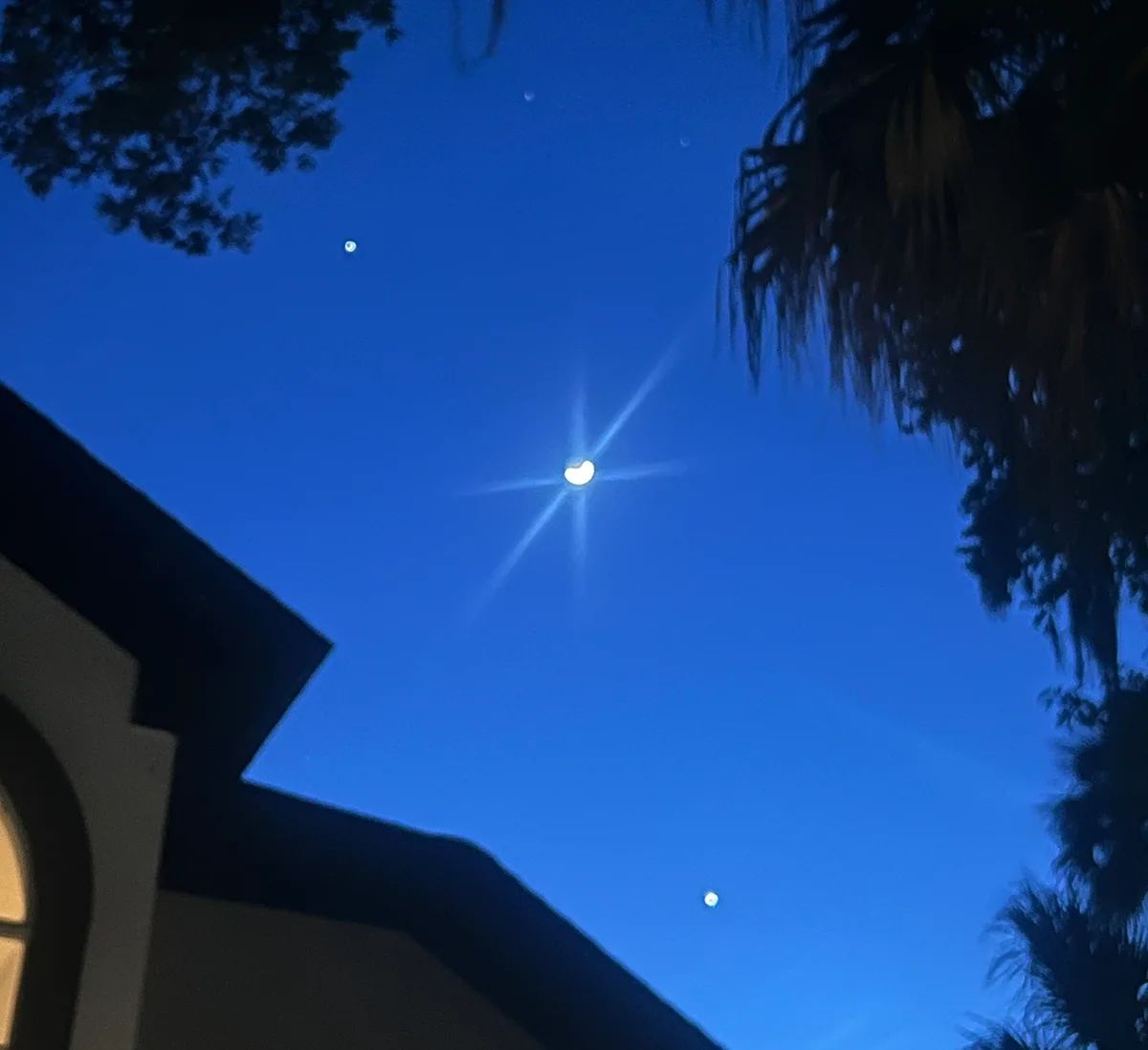 Dan McCarthy sent us this image of Venus (bottom), the crescent Moon and Jupiter (top), captured from Atlantic Beach, Florida, USA, 19 May 2026