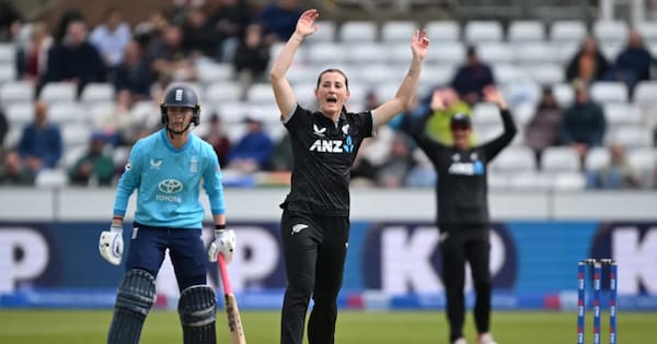 White Ferns lose tense ODI opener to England by one wicket