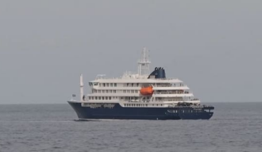 Hantavirus-stricken cruise ship arrives at Tenerife
