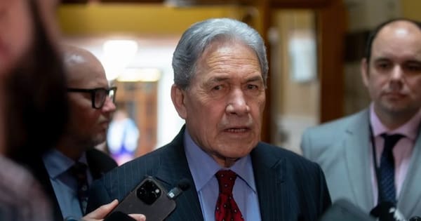 Peters unveils KiwiSaver-from-birth NZ First policy, bank takeover plan