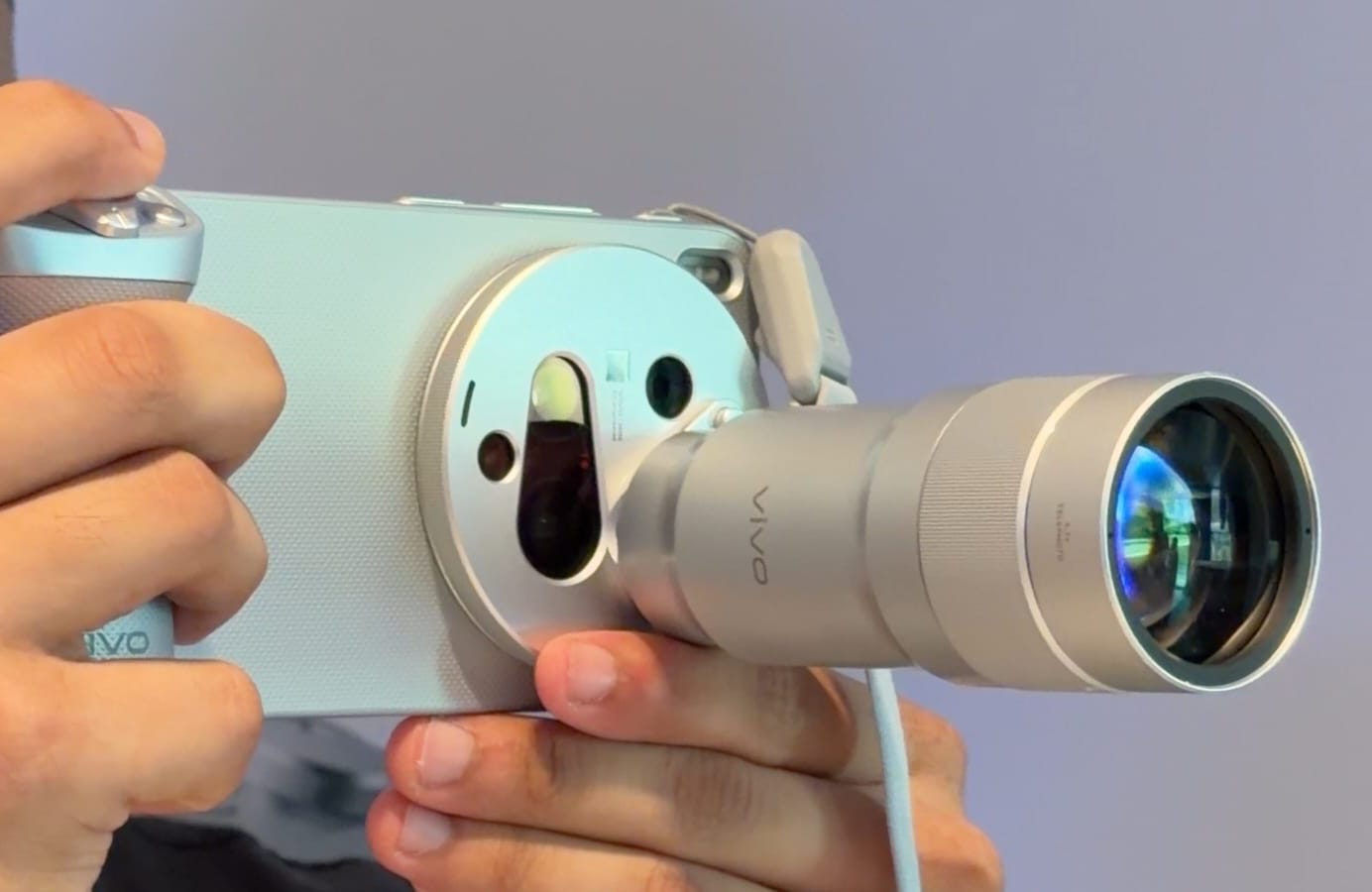 A person holding the X300 Ultra
