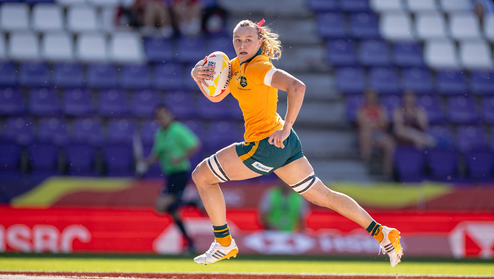Maddison Levi hunts down all-time try record as Australia, New Zealand, France and Japan enjoy perfect day in Valladolid