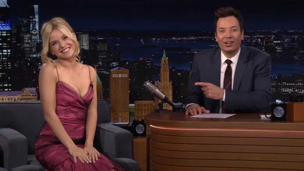 ‘Elle’ Star Lexi Minetree Shows Off Her Jennifer Coolidge Impression in Late Night Debut | Video