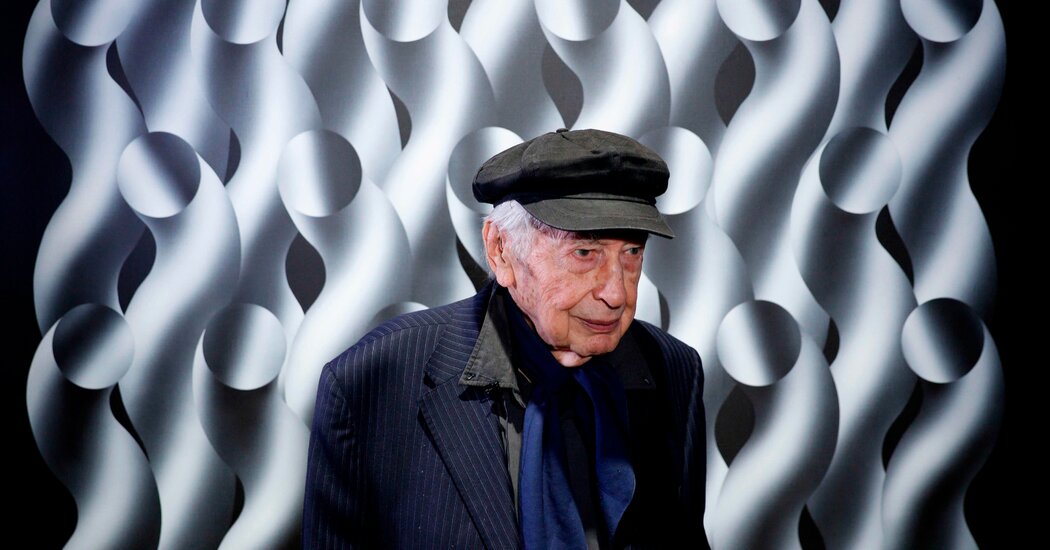 Julio Le Park, Kinetic Sculpture and Op-Art Master, Dies at 97