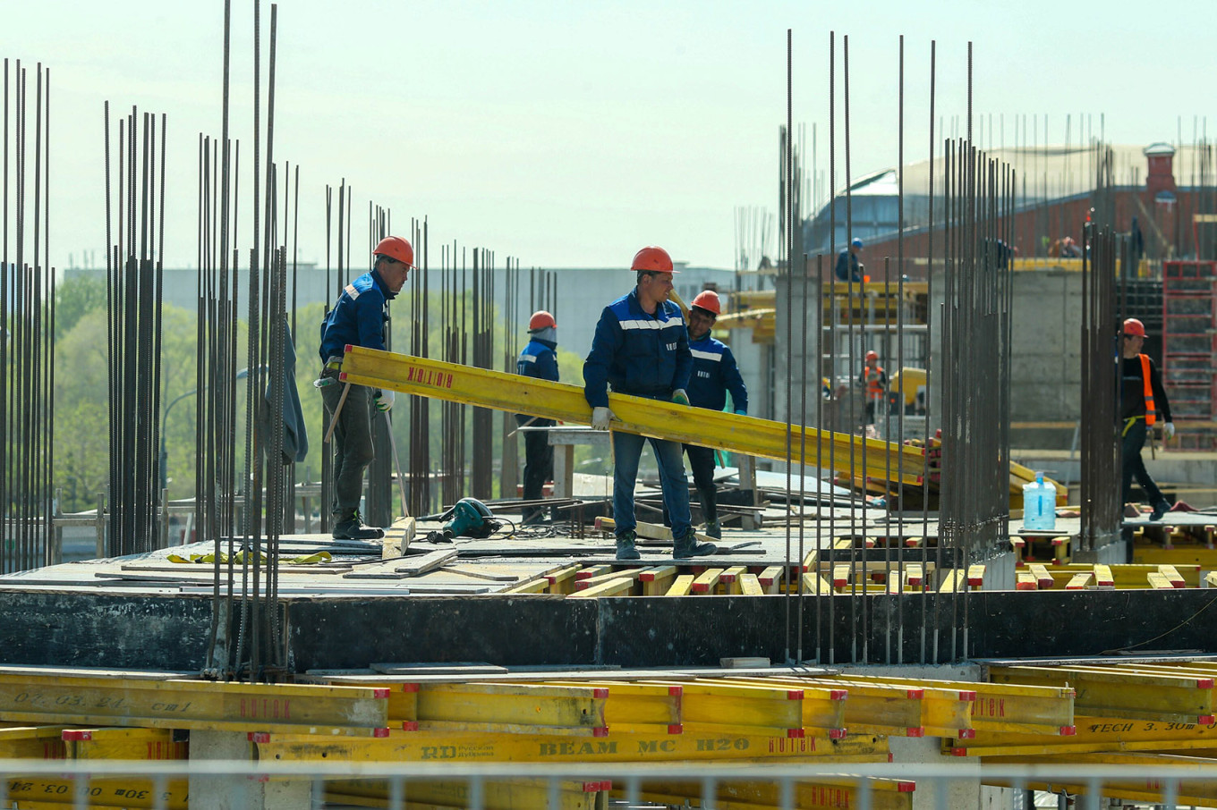 A construction site in Moscow. Vasily Kuzmichenok / Moskva News Agency