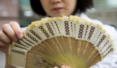 South Korea chip workers' bonuses puts central bank on inflation alert