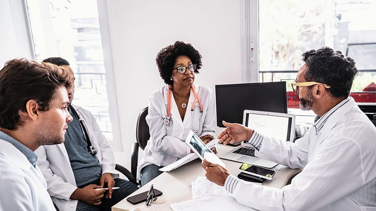 Clinicians are embracing AI faster than hospitals can handle, report finds