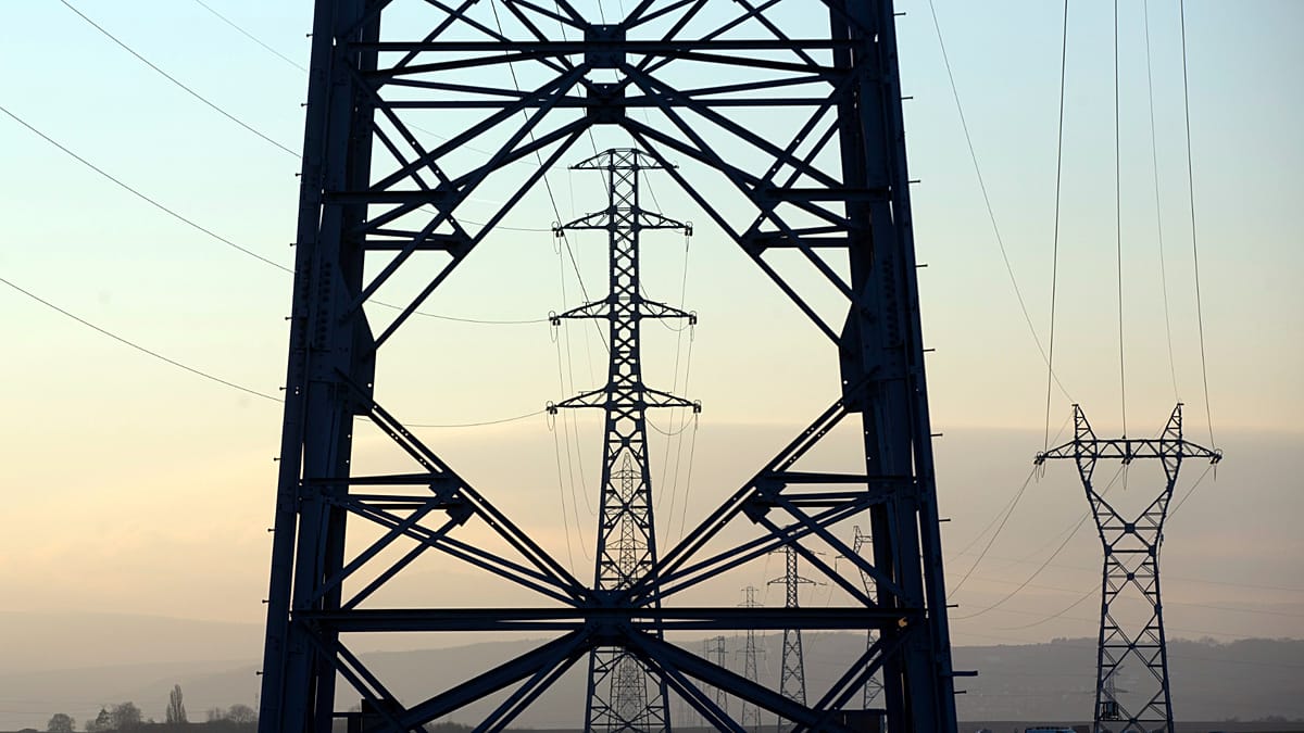 Brussels set to unveil plan to lower electricity bills amid energy crisis