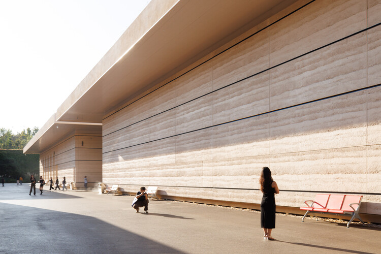 Dahecun National Archaeological Site Park and Dehecun Site Museum / CADG - Interior Photography, Concrete