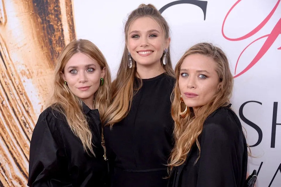 Mary Kate, Elizabeth and Ashley at the CDFA Fashion Awards in NYC