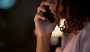 N.S. mental health crisis line handling greater volume of calls during holiday season
