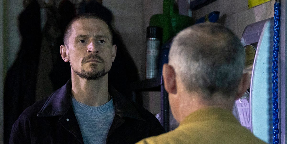 Coronation Street reveals high-stakes Carl showdown in 31 spoiler pictures