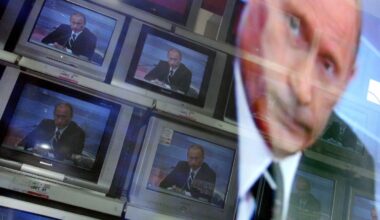 Russia’s Economy Is Ailing. Its Influence Campaign Isn’t.