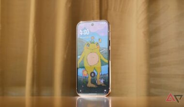 I let a friend try to 'snatch' my phone to test Android's new motion-sensor lock