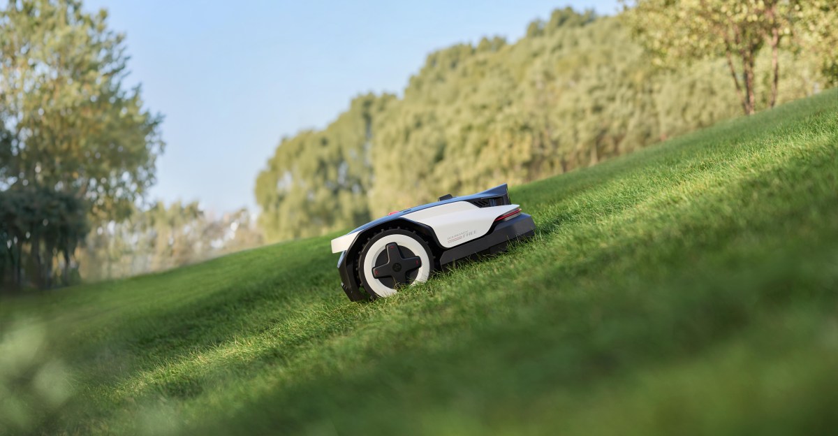 Roborock is ready to rock your lawn.