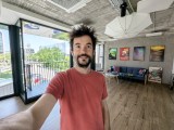 Selfie samples, rear ultrawide camera (0.6x) - 15mm, f/2.2, ISO 100, 1/50s (4032x3024px) - Honor Magic V6 review