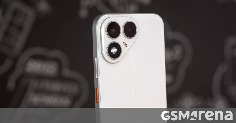 Tecno Pova 8 unboxing and hands-on