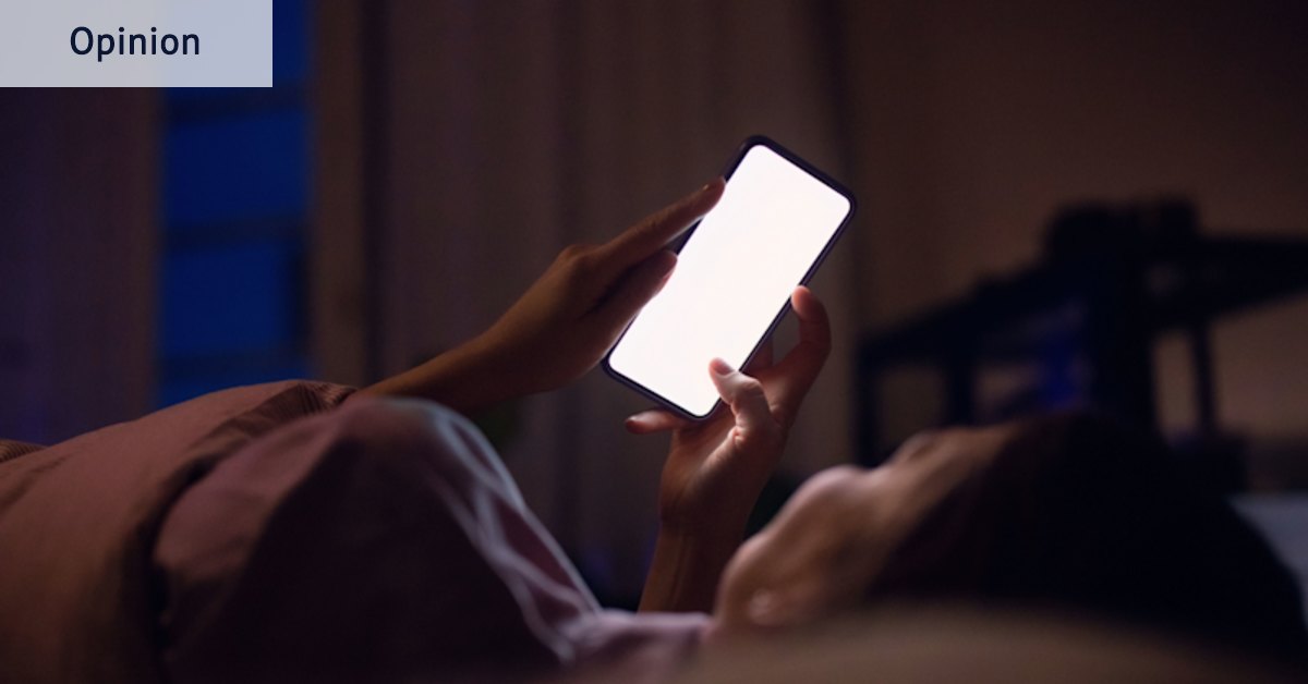 Second-screen syndrome: Why constantly using your phone while watching TV is hurting your ability to focus