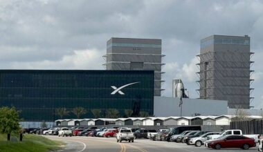As Elon Musk Becomes a Trillionaire, Report Highlights 'Darker Realities' of His Texas SpaceX Fiefdom